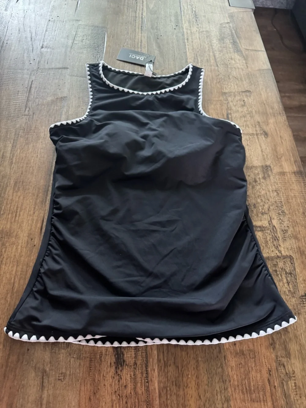 NWT Daci Black Tankini Top White Trim Scalloped Edge Size Small - Picture 4 of 13